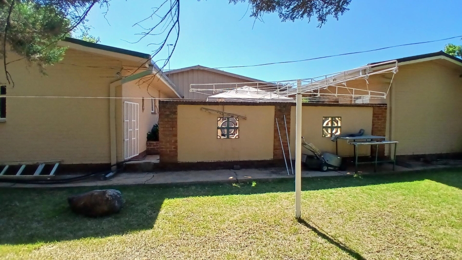 4 Bedroom Property for Sale in Fichardt Park Free State